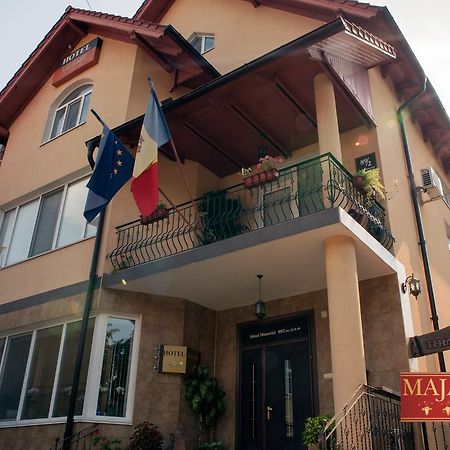 Majami Hotel Chişinău Extérieur photo