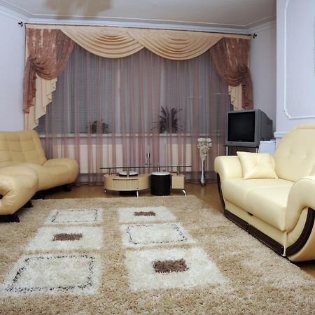 Majami Hotel Chişinău Extérieur photo
