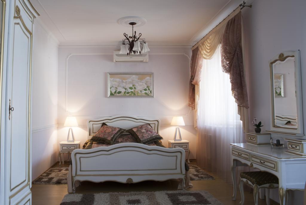 Majami Hotel Chişinău Extérieur photo