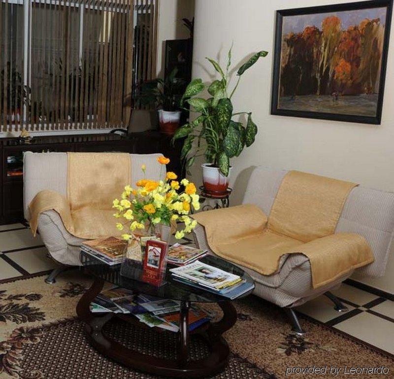 Majami Hotel Chişinău Extérieur photo