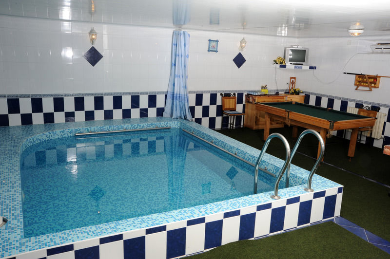 Majami Hotel Chişinău Extérieur photo