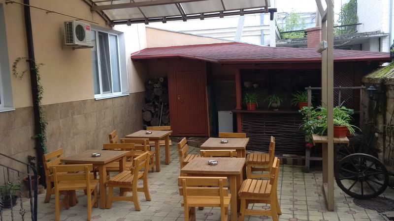 Majami Hotel Chişinău Extérieur photo